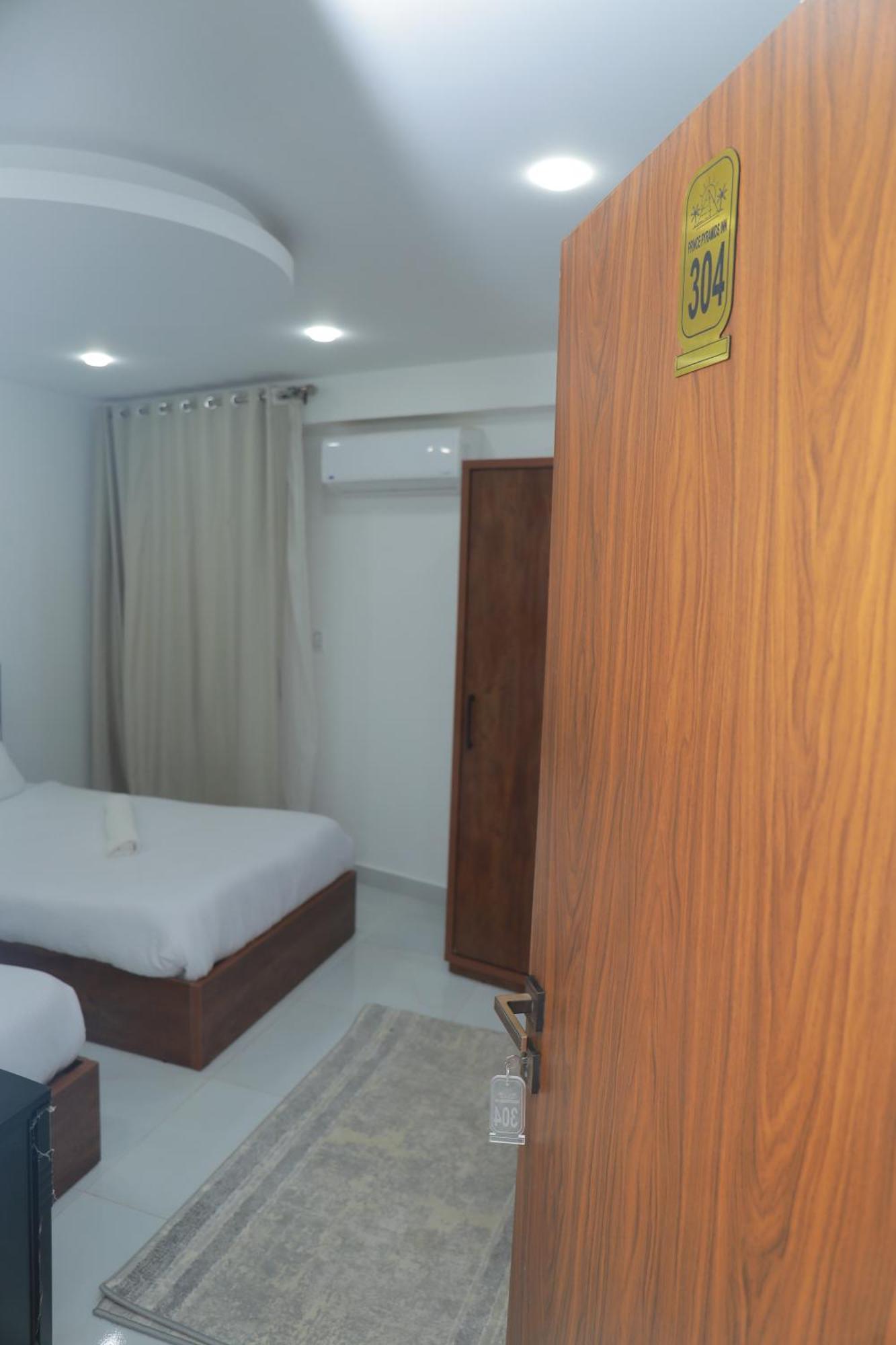 Prince Pyramids Inn Kafret el-Gabal Esterno foto