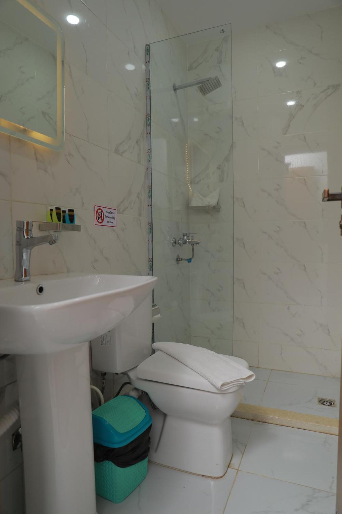 Prince Pyramids Inn Kafret el-Gabal Esterno foto