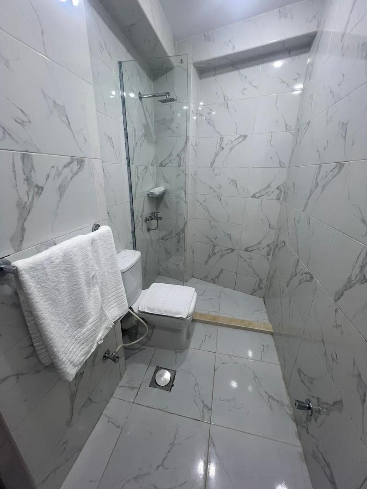 Prince Pyramids Inn Kafret el-Gabal Esterno foto
